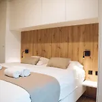 - Modern With Garage Near The Appartement