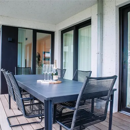 - Modern With Garage Near The 오스텐드