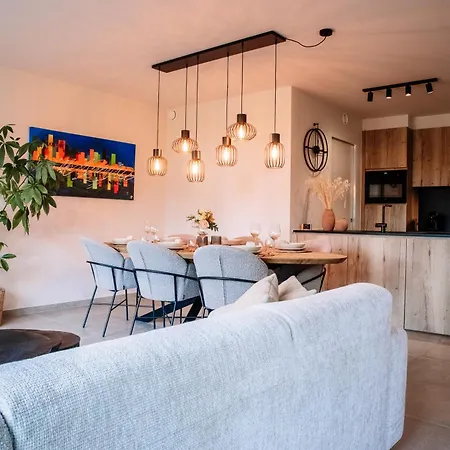 - Modern With Garage Near The Apartamento Ostend